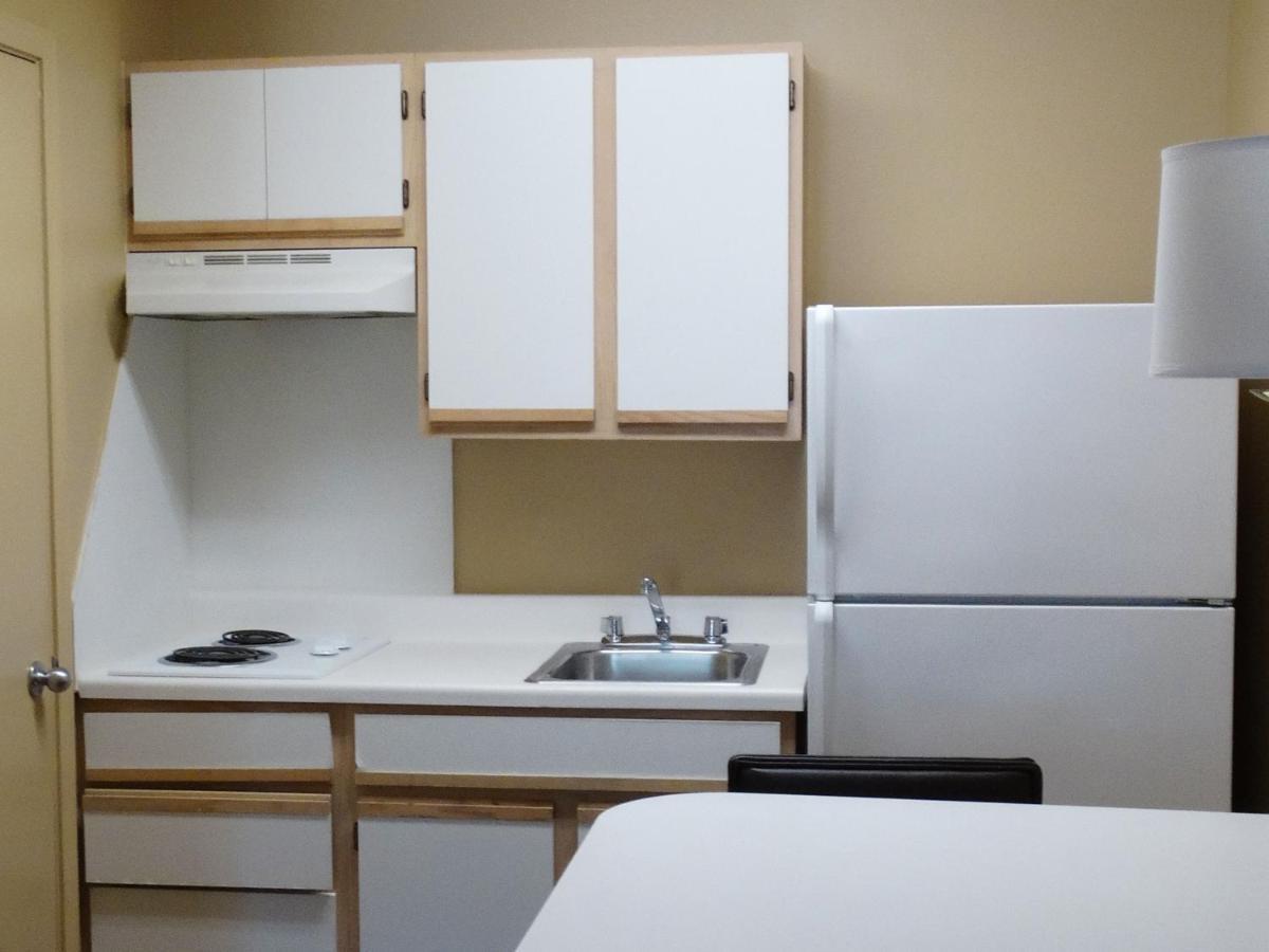 Extended Stay America Select Suites - Raleigh - Research Triangle Park - Hwy 55 Durham Dış mekan fotoğraf