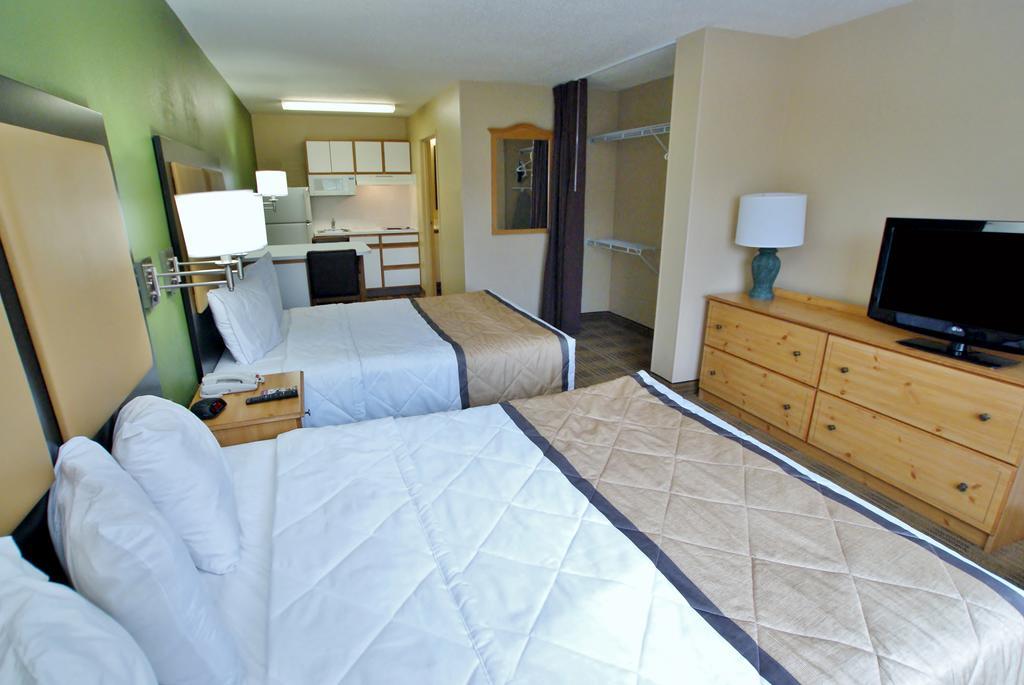 Extended Stay America Select Suites - Raleigh - Research Triangle Park - Hwy 55 Durham Dış mekan fotoğraf