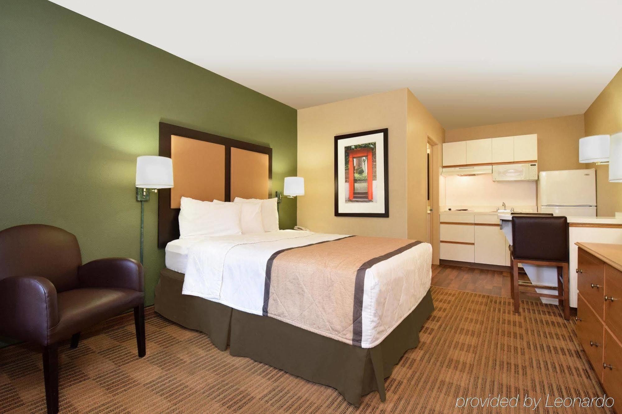 Extended Stay America Select Suites - Raleigh - Research Triangle Park - Hwy 55 Durham Dış mekan fotoğraf