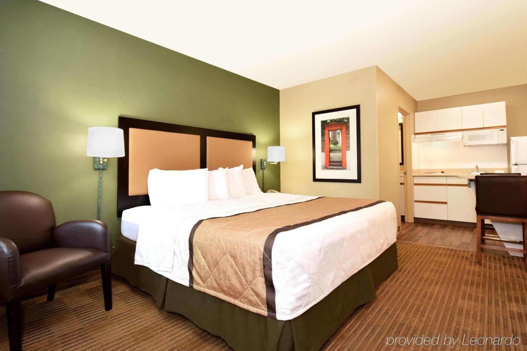 Extended Stay America Select Suites - Raleigh - Research Triangle Park - Hwy 55 Durham Dış mekan fotoğraf