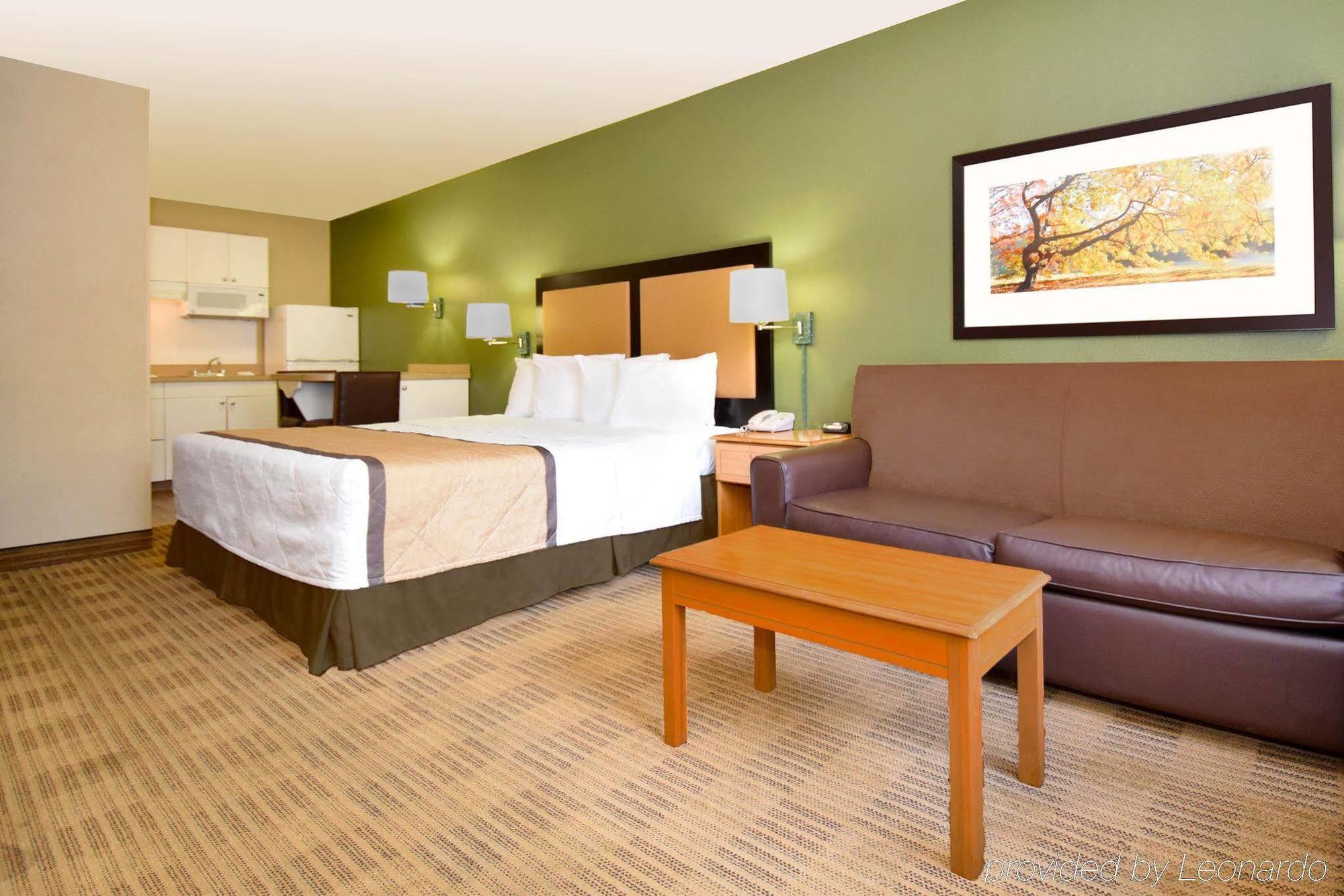 Extended Stay America Select Suites - Raleigh - Research Triangle Park - Hwy 55 Durham Dış mekan fotoğraf